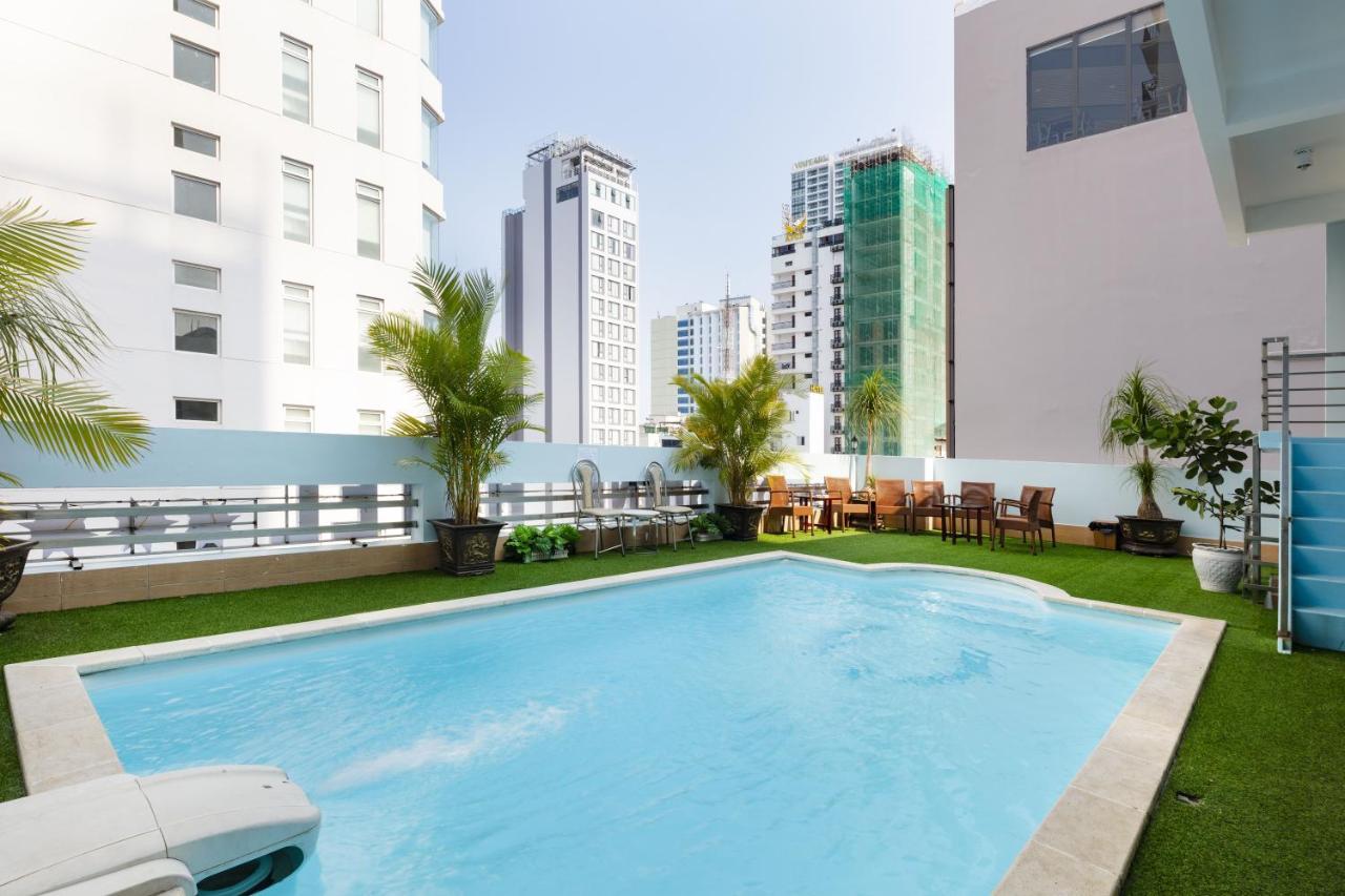 Centersea Hotel Nha Trang Exteriör bild